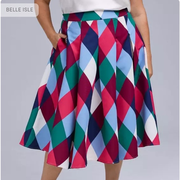 torrid Dresses & Skirts - Torrid Belle Isle NWT size 20 Patterned Skirt